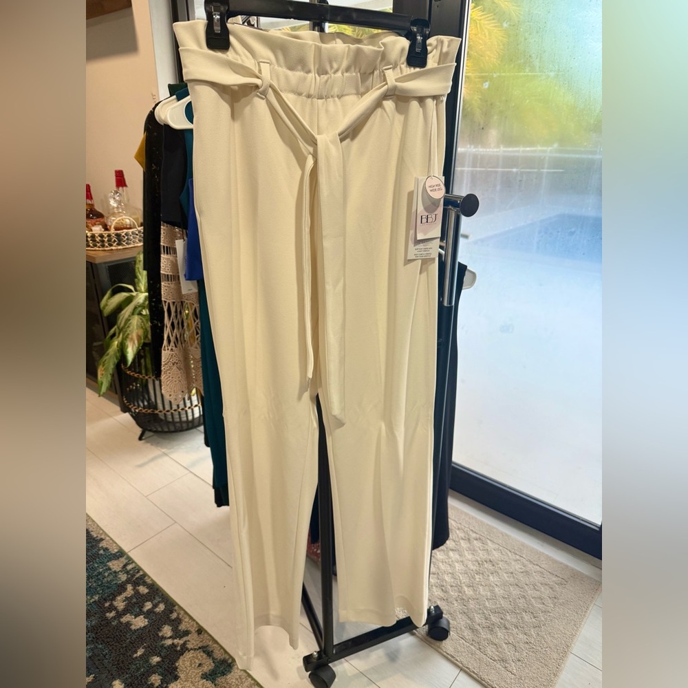 Elegant Cream Tie-Waist Trousers